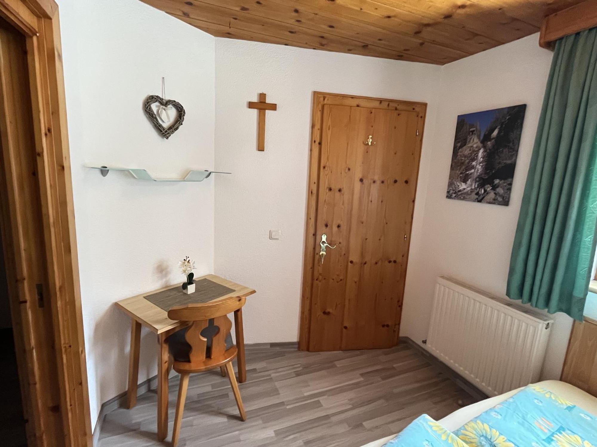 Apartment Familie Thomas Und Angelika Melmer Sankt Leonhard im Pitztal Esterno foto